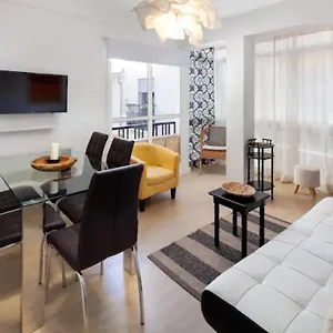 https://apartamento-roomalaga-briz.1costadelsol.com